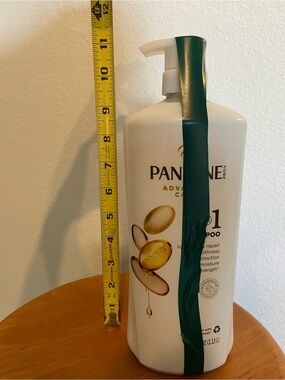 Tall pump bottle Pantene 5 in 1 shampoo new